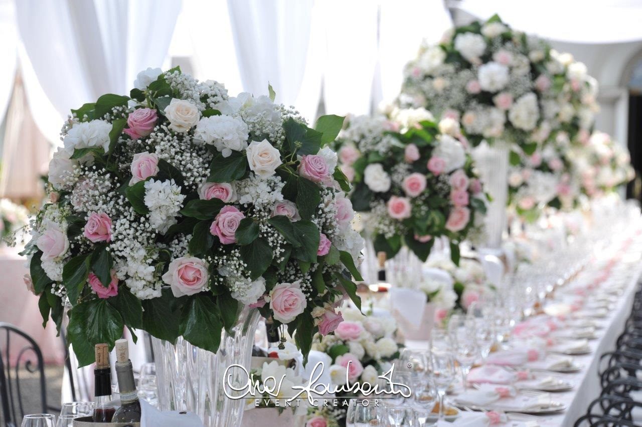 Tavoli imperiali sulle note di la vie en rose