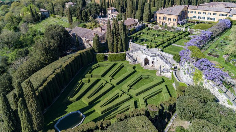 Matrimonio in villa nelle terre senesi