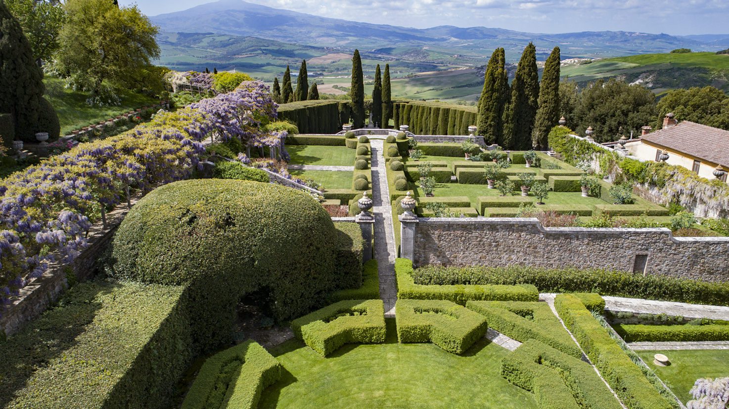 Matrimonio in villa nelle terre senesi