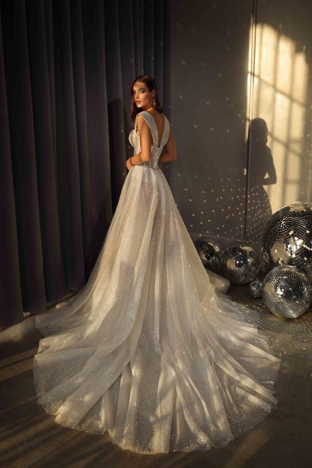 Shine la nuova collezione sposa Gala primavera 2023 by Galia Lahav