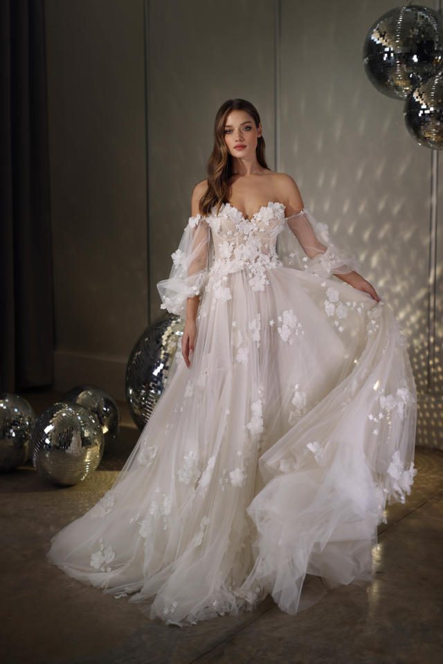 Shine la nuova collezione sposa Gala primavera 2023 by Galia Lahav