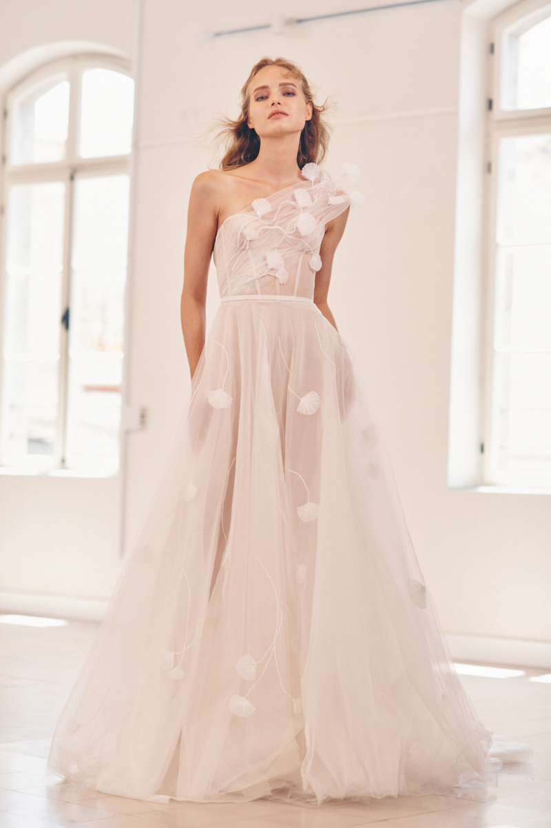 Bridal spring collection 2023 by Mira Zwillinger