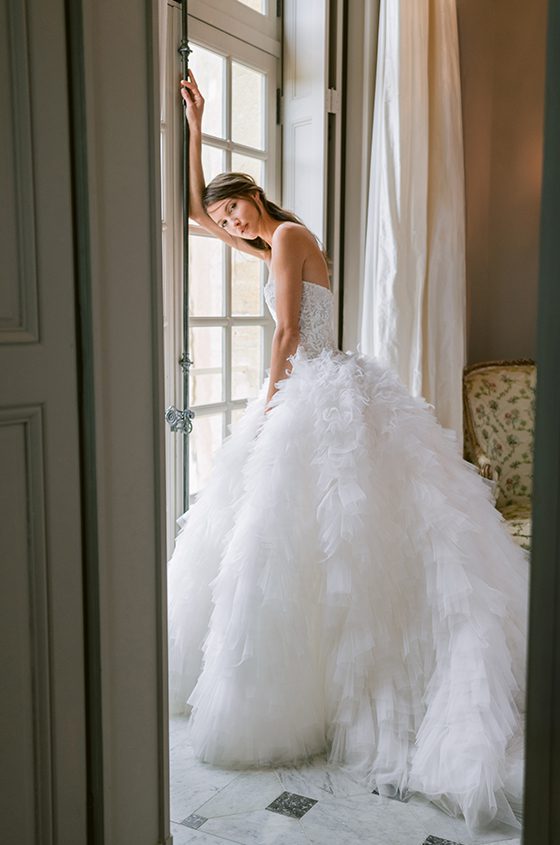 Monique Lhuillier bridal fall collection 2023