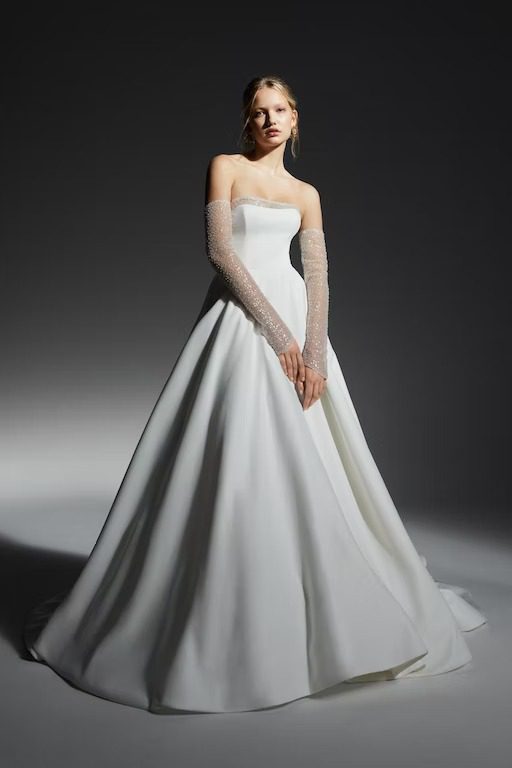 Rita Vinieris Alyne Fall collection 2023