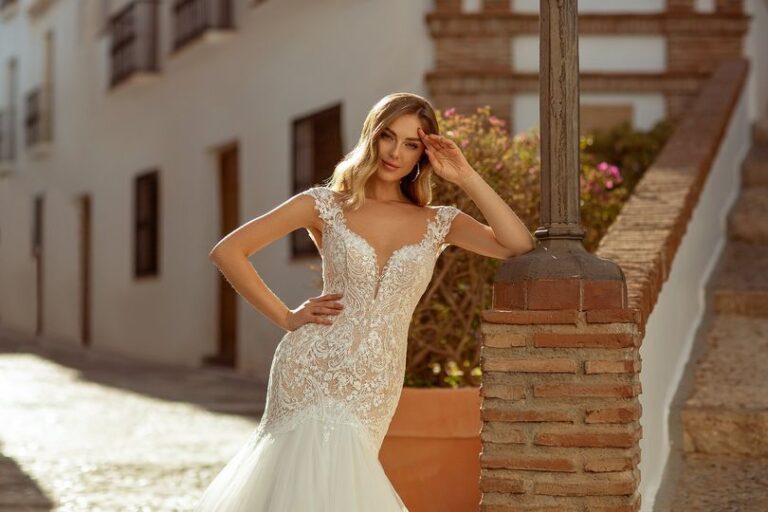 Abiti da sposa Monica Loretti 2024