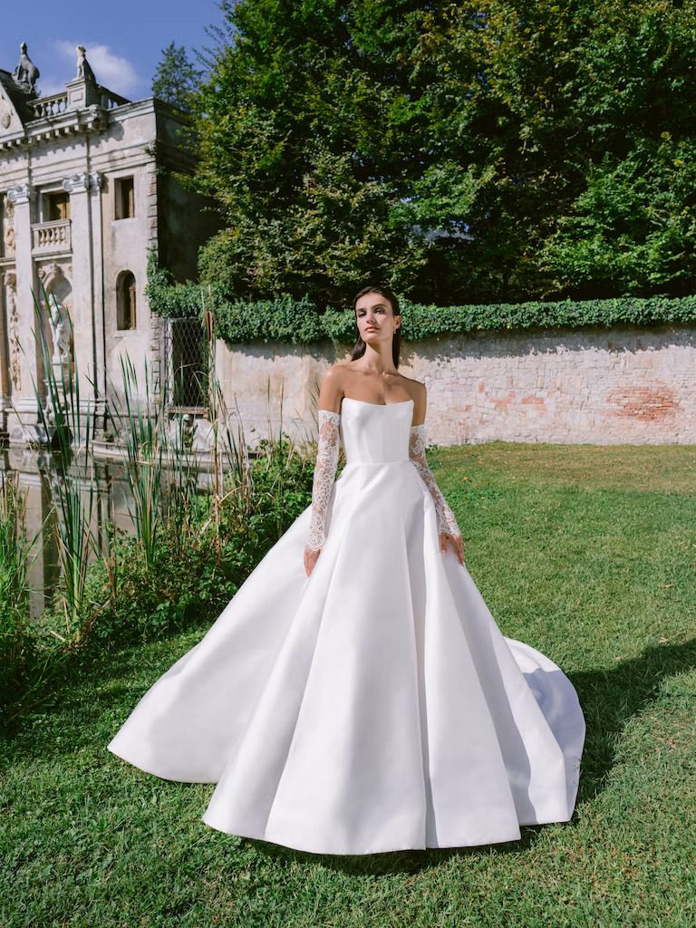 collezione sposa Autunno Inverno 2024 Monique Lhuillier