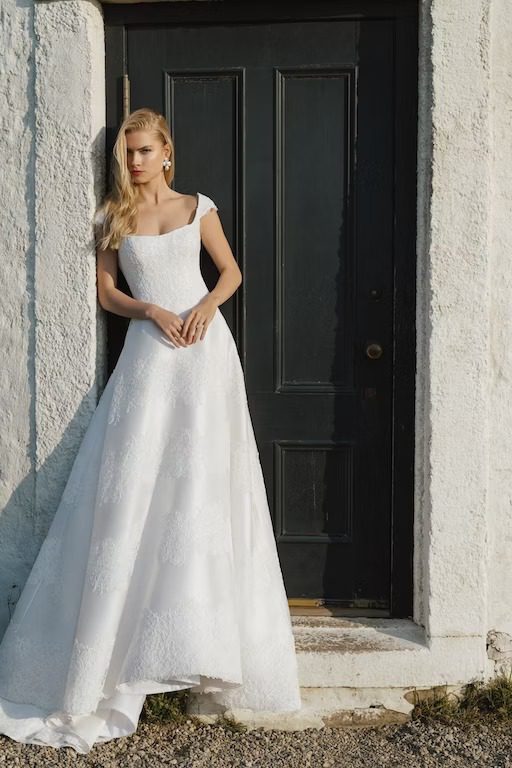Collezione sposa fall 2024 Anne Barge