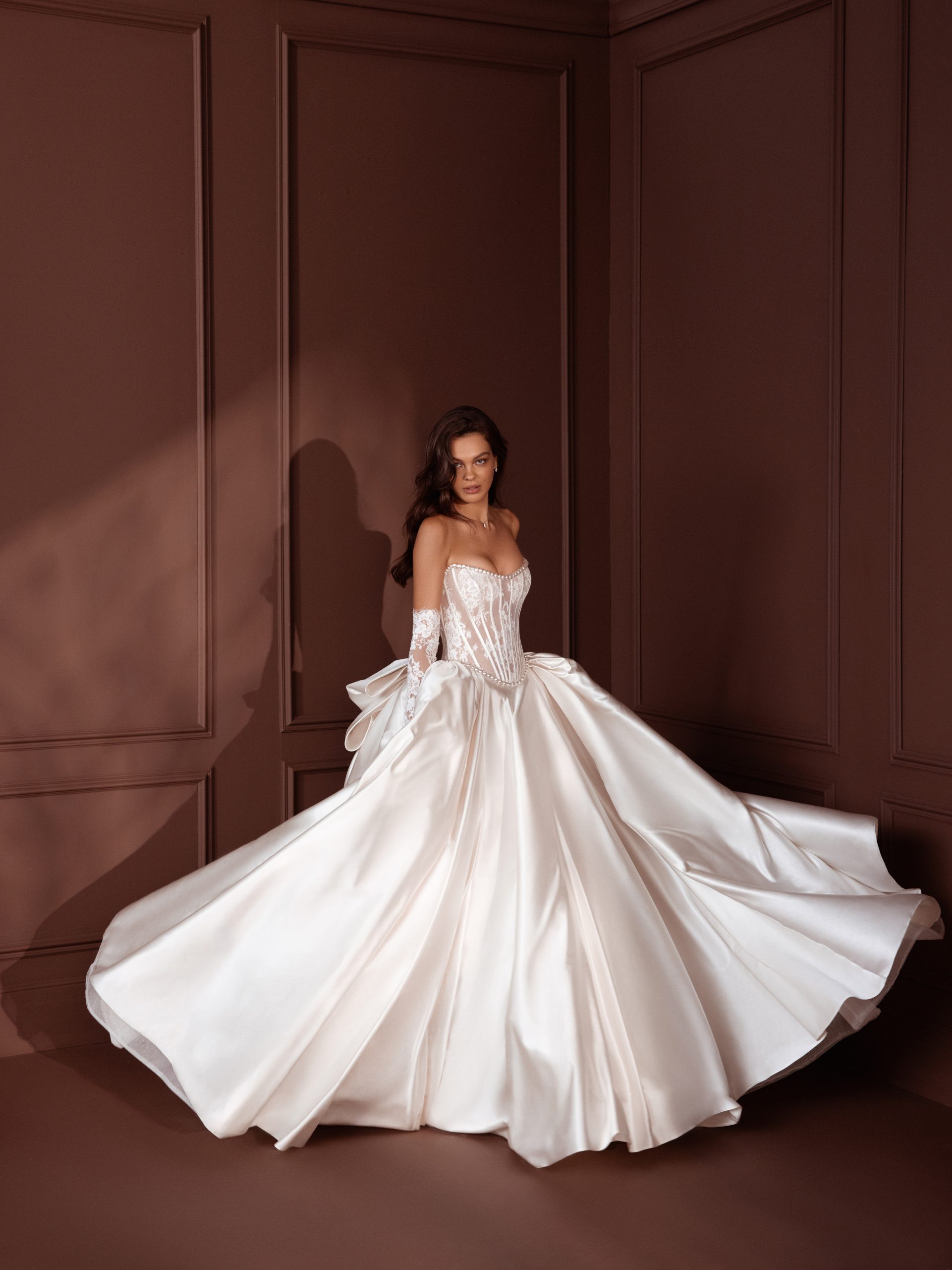 Collezione Sposa Autunno Inverno 2024 Pnina Tornai