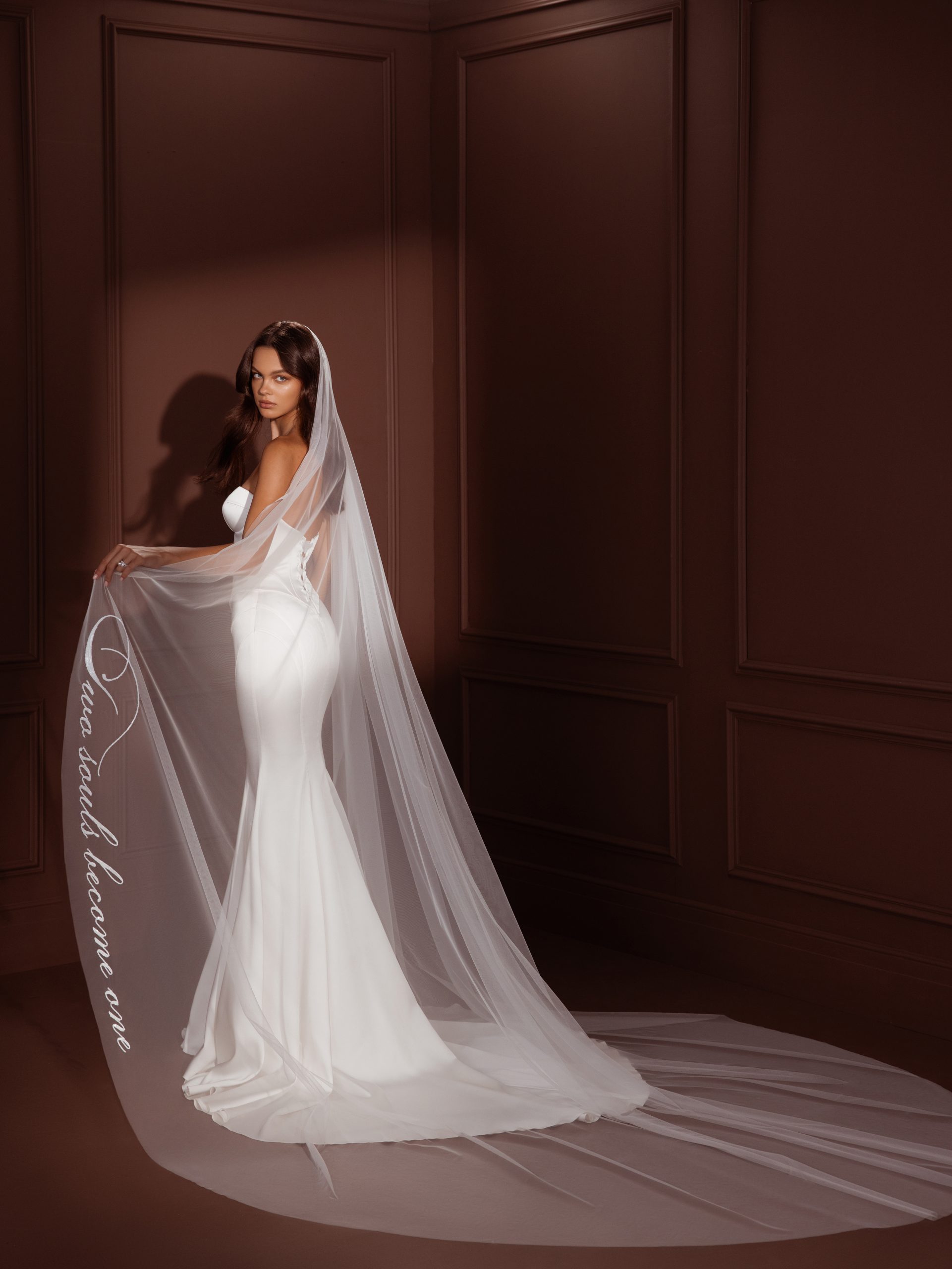 Collezione Sposa Autunno Inverno 2024 Pnina Tornai