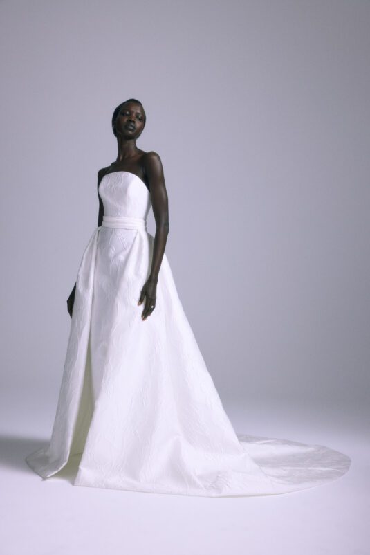 Collezione Sposa Autunno 2024 di Amsale