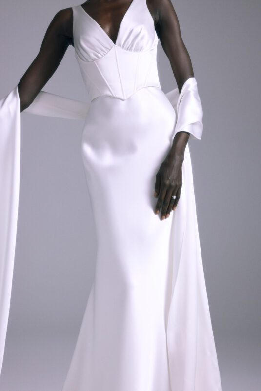 Collezione Sposa Autunno 2024 di Amsale