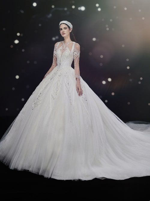 Collezione Fall 2024 di The Atelier Couture by Jimmy Choo