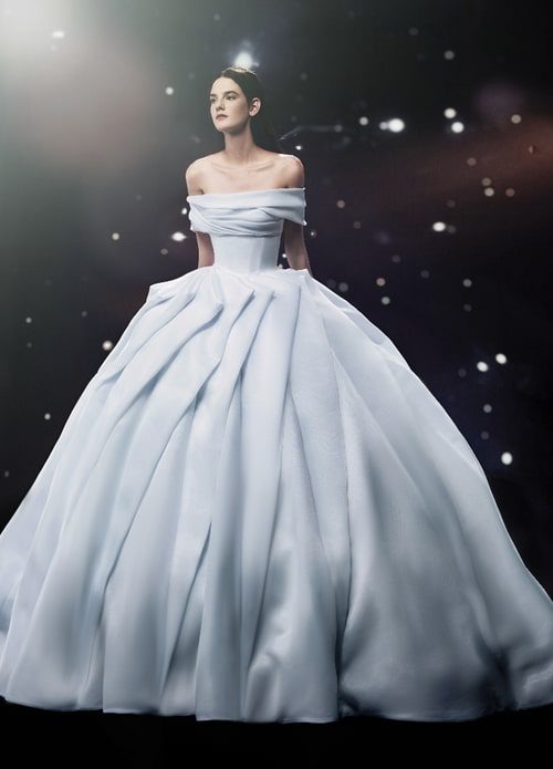 Collezione Fall 2024 di The Atelier Couture by Jimmy Choo