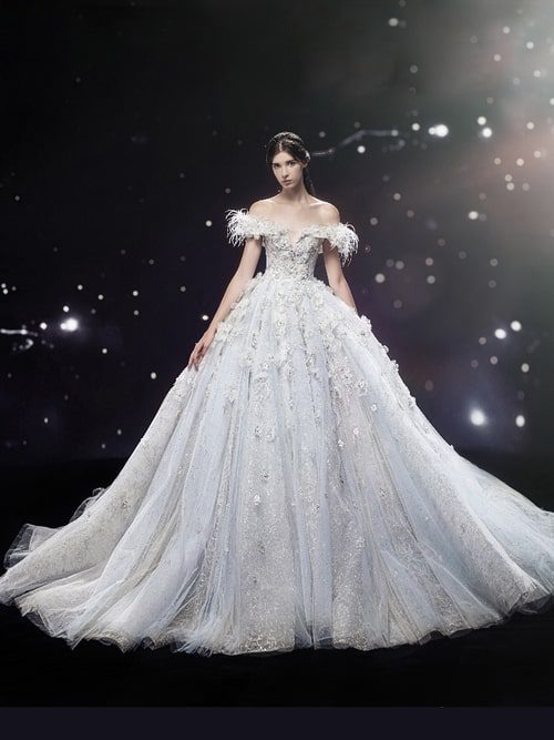 Collezione Fall 2024 di The Atelier Couture by Jimmy Choo