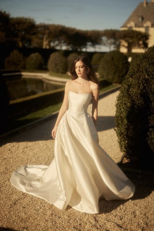 Collezione Sposa Autunno Inverno 2024 di Enaura