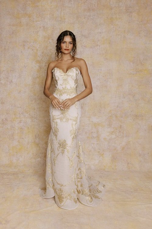 Claire Pettibone Collezione Sposa Spring 2025