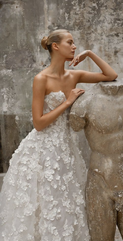 collezione sposa Spring 2025 Dana Harel
