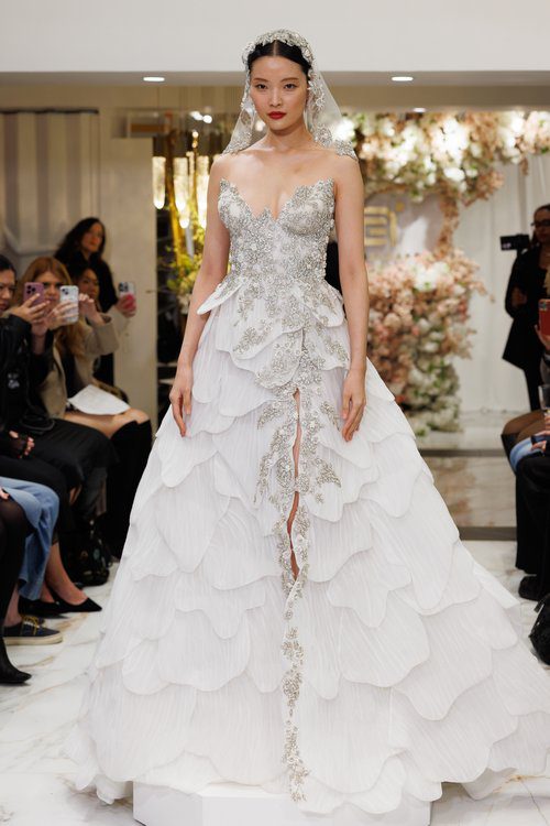 Collezione sposa Esé Azénabor Primavera Estate 2025