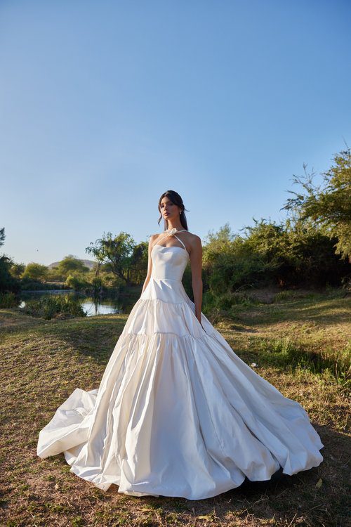Collezione Sposa Primavera 2025 di Nadia Manjarrez