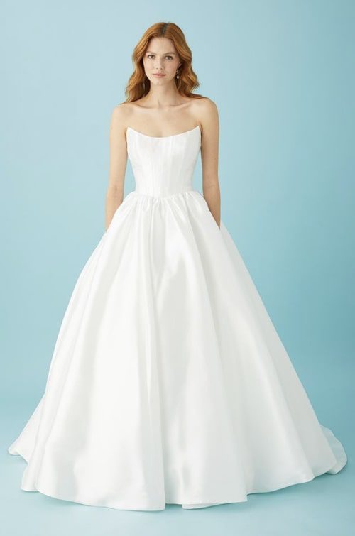 Collezione Sposa Primavera Estate 2025 di Lea-Ann Belter