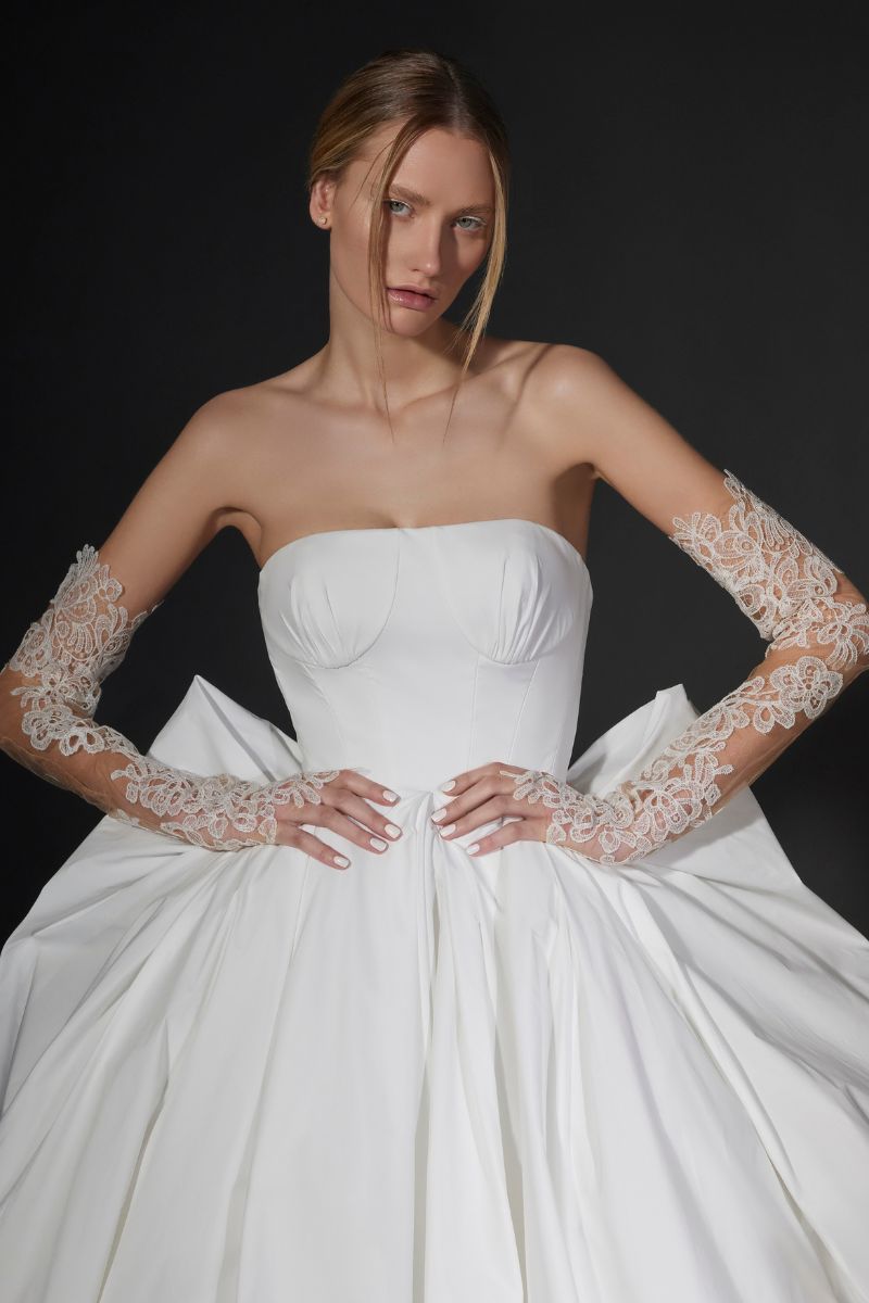 Collezione Sposa 2025 di Vera Wang per Pronovias