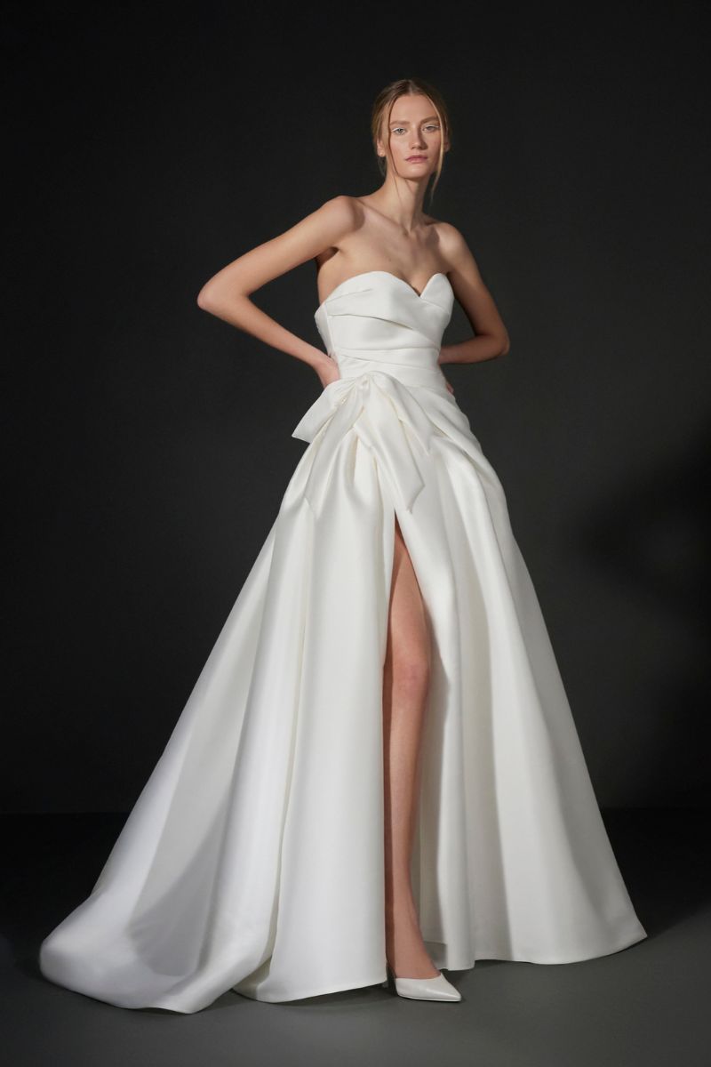 Collezione Sposa 2025 di Vera Wang per Pronovias