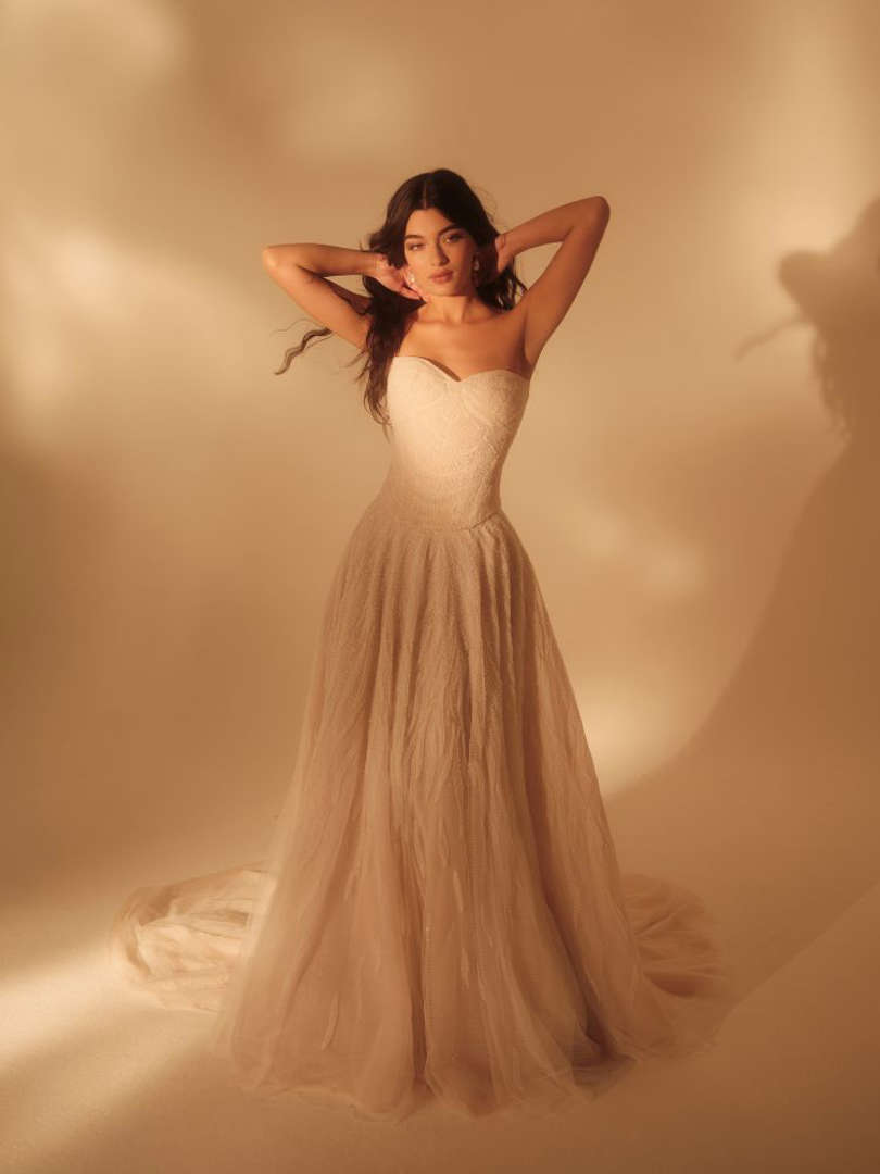 Enaura Bridal Fall 2025