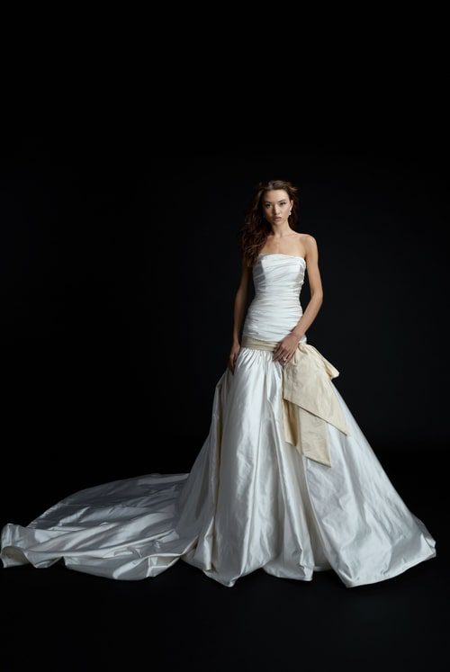 Collezione Sposa Fall 2025 di Jaclyn Whyte