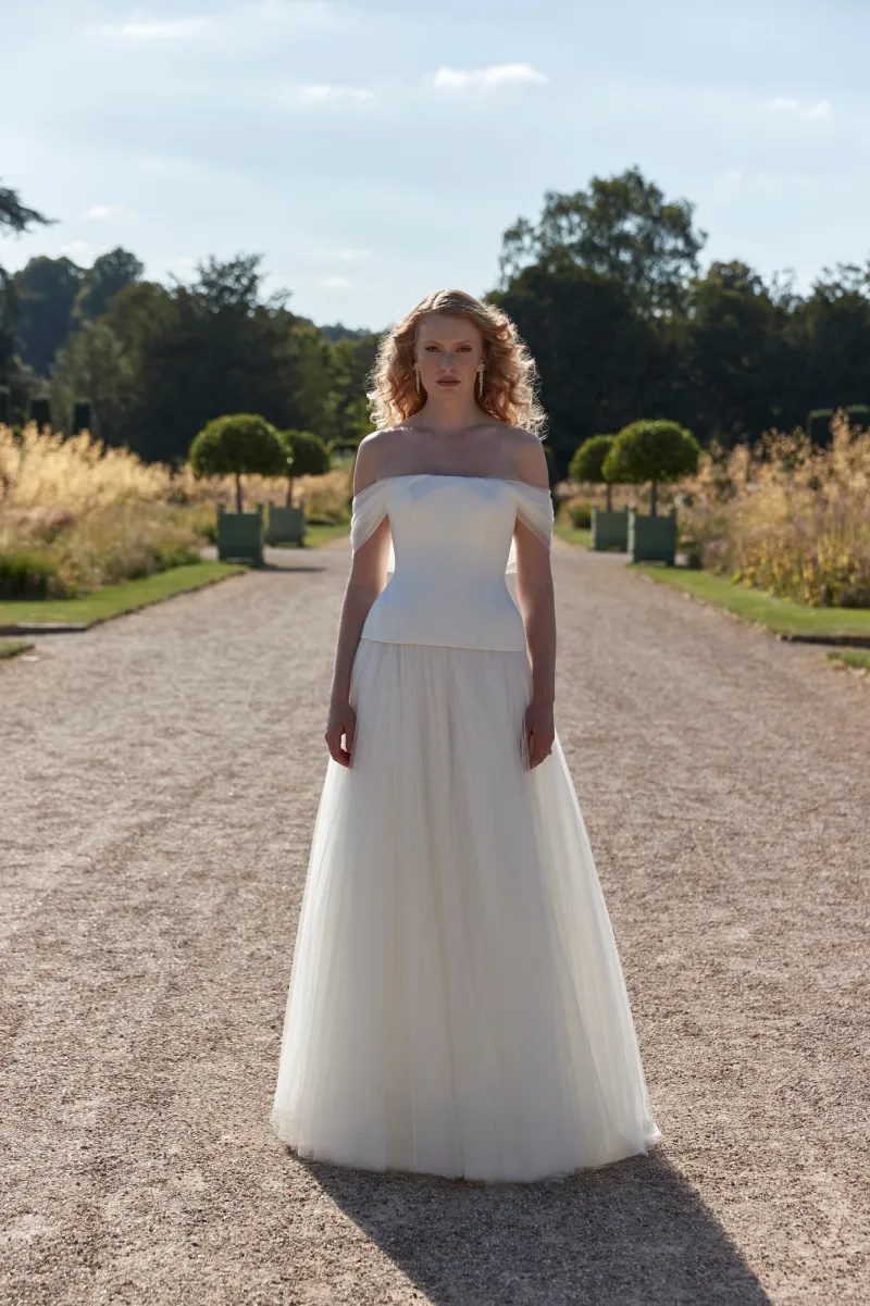 Collezione Sposa Fall 2025 Sassi Holford