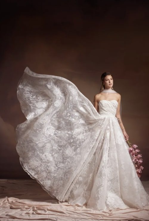 Collezione Sposa Fall 2025 di Nadia Manjarrez