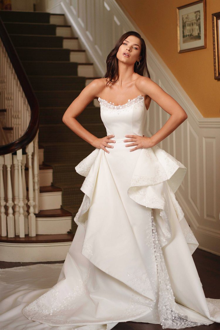 collezione sposa Fall 2025 di Andrea A Osei