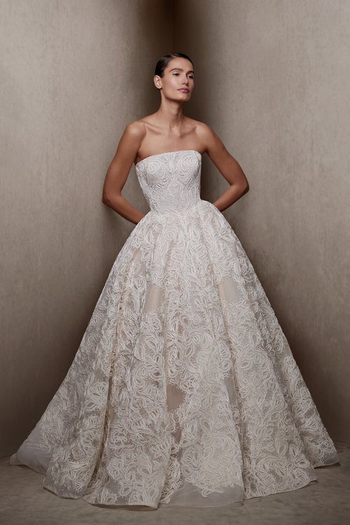 Collezione sposa primavera 2026 di NAEEM KHAN