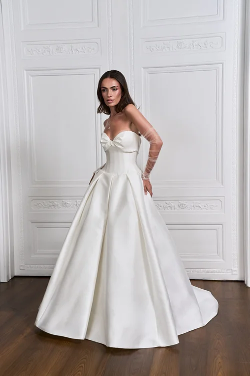 Caroline Castigliano Fall Winter 2026