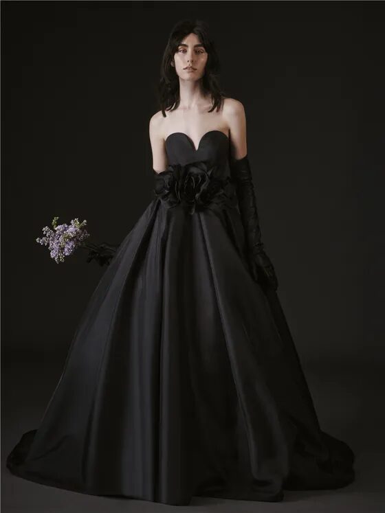 Vera Wang by Pronovias 2026