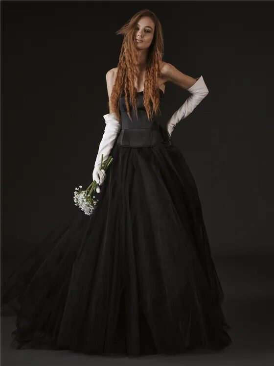 Vera Wang by Pronovias 2026