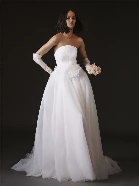 Vera Wang by Pronovias 2026