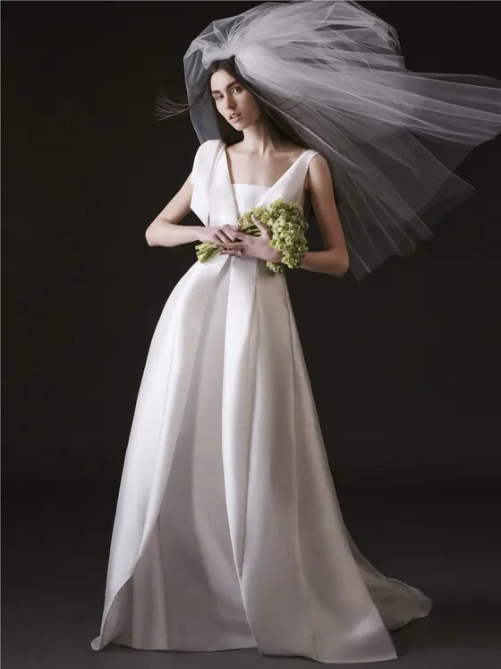 Vera Wang by Pronovias 2026