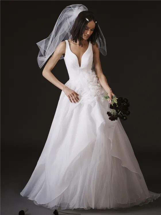 Vera Wang by Pronovias 2026