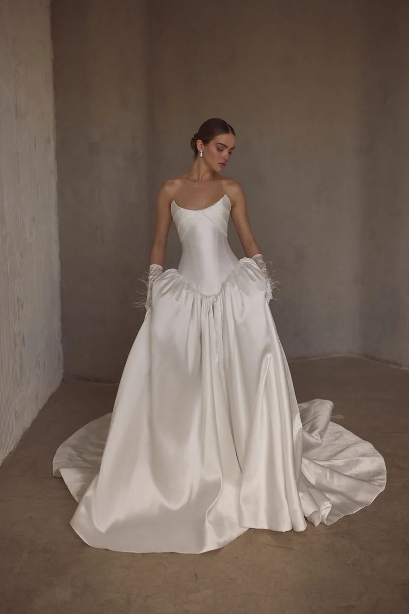 Collezione sposa 2027 White Symphony Pure by Julie Vino