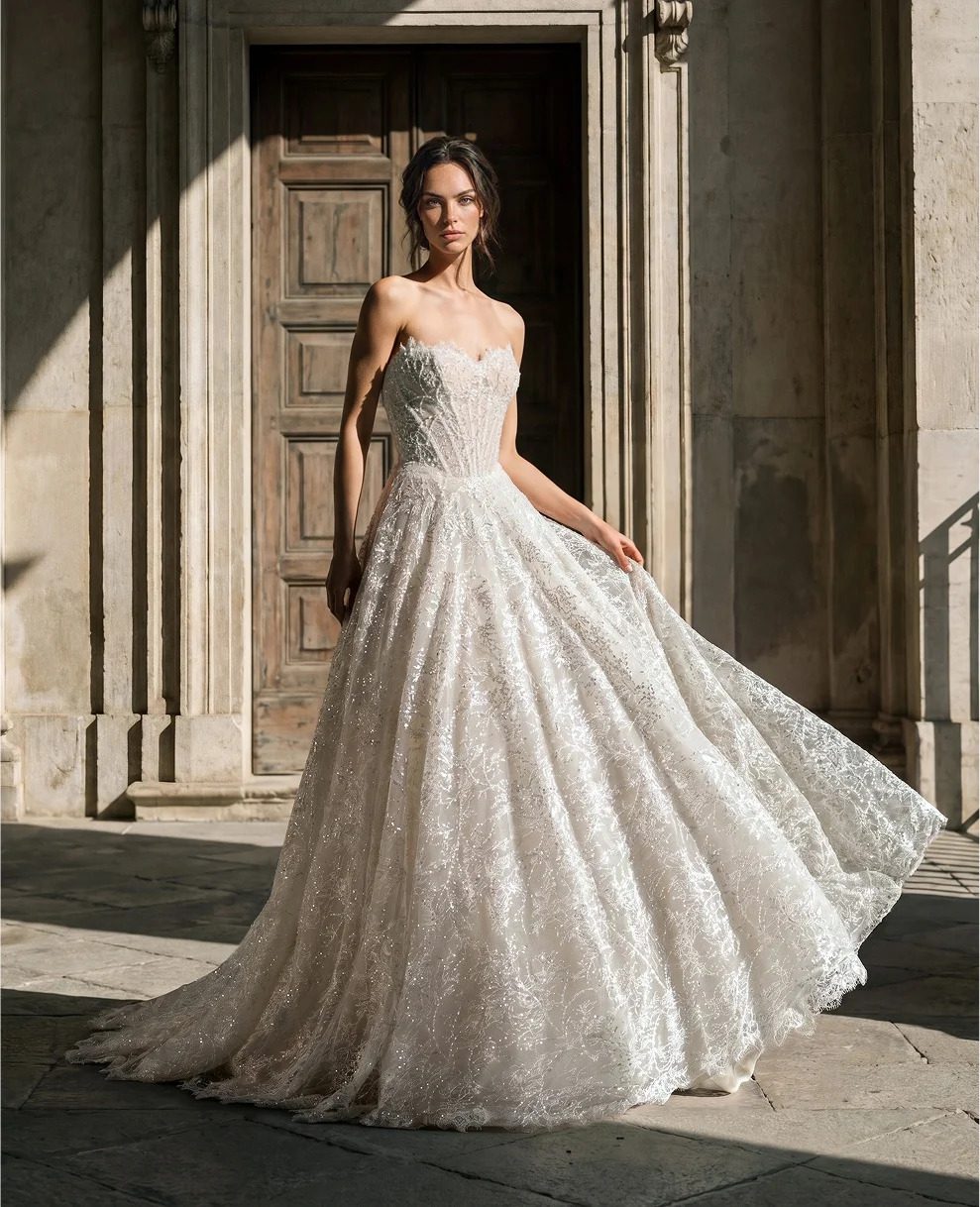 Collezione sposa Pronovias Privée 2027 Lūcentia